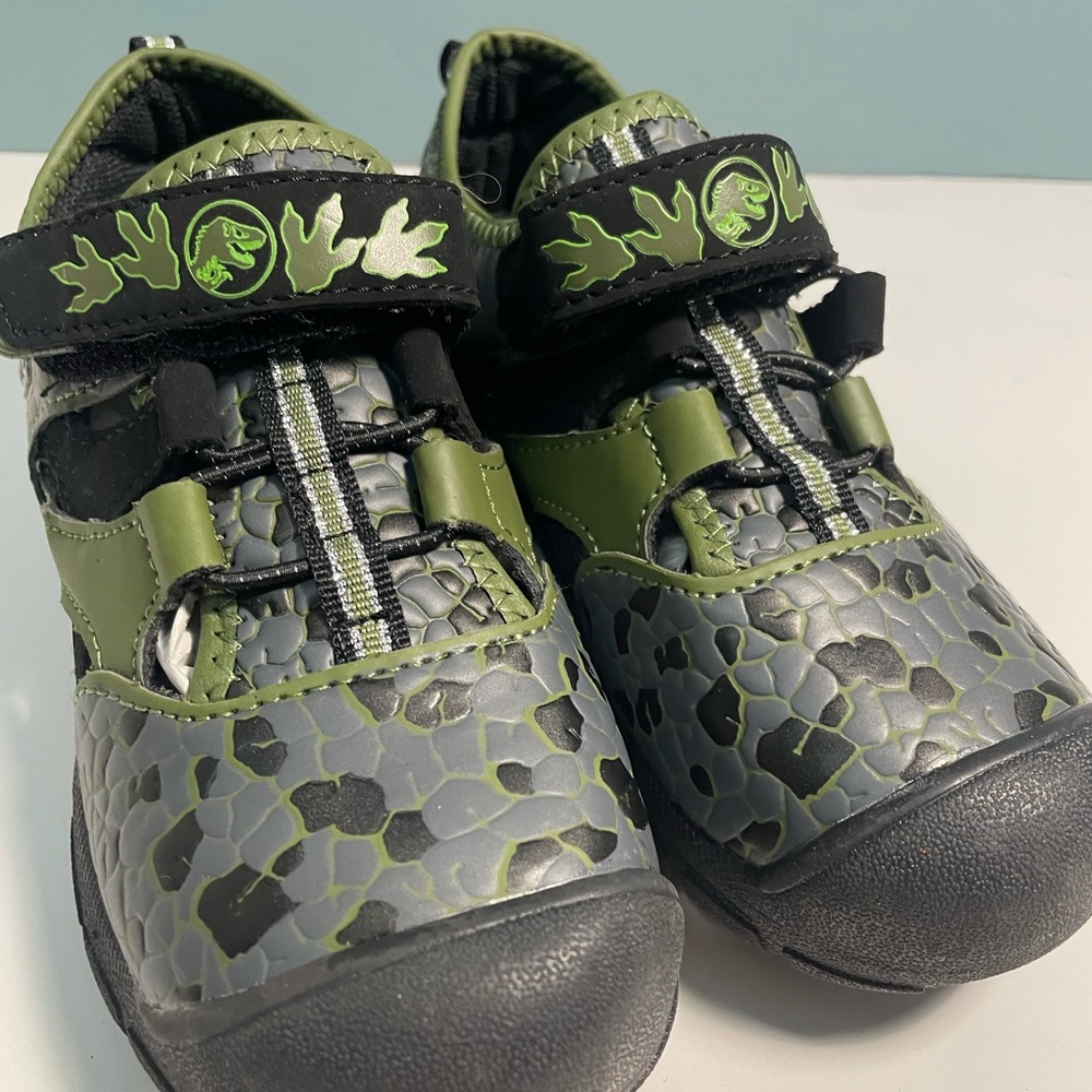 Jurassic World Park Dinosaur T-Rex Shoes Light Up Sandals Size Toddler 13